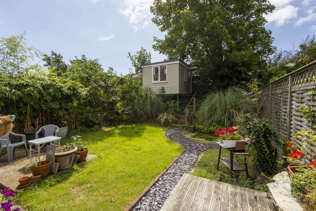 Property photo 2 of 12 Photo 12
