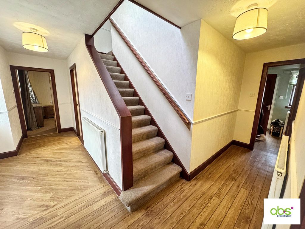 Property photo 3 of 30