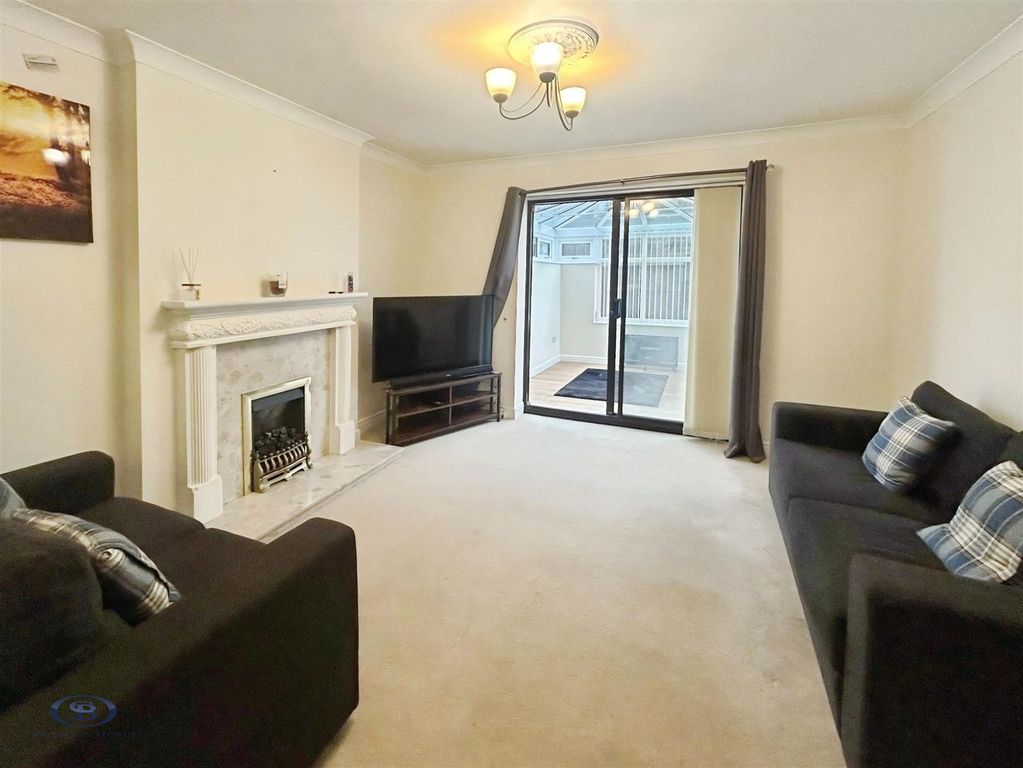 Property photo 3 of 10 B4B1Af79-2.Jpg