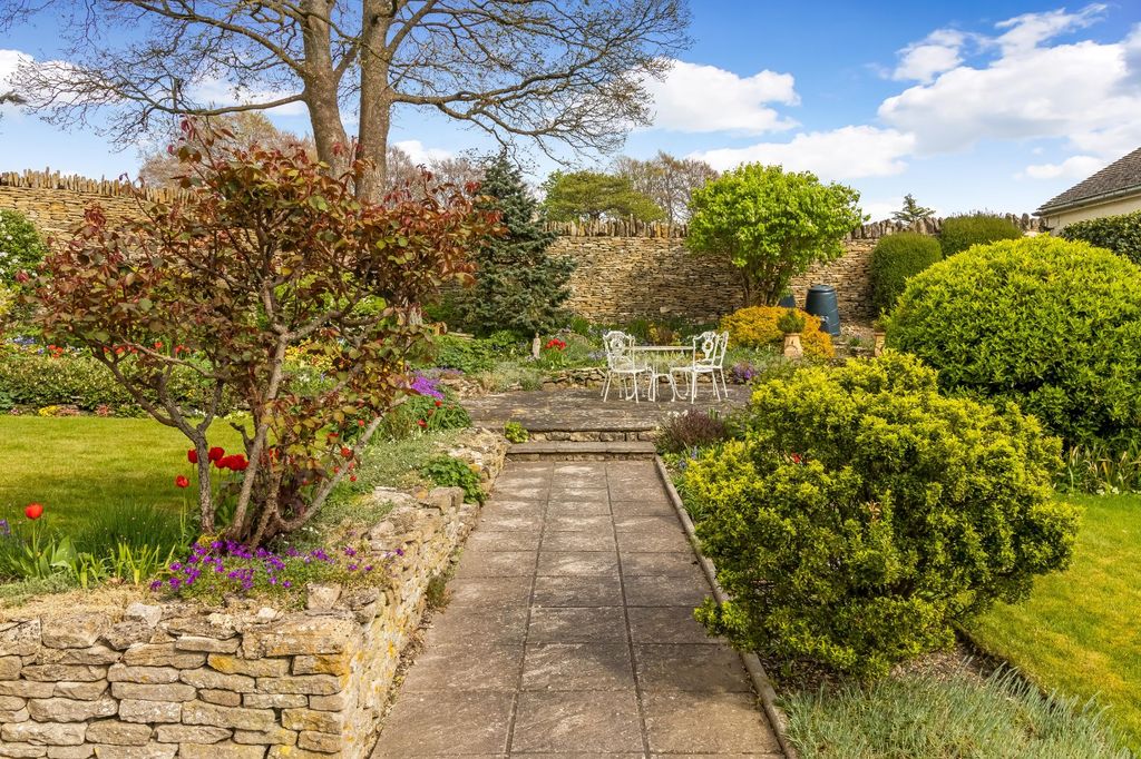 Property photo 3 of 39 Picture No. 75