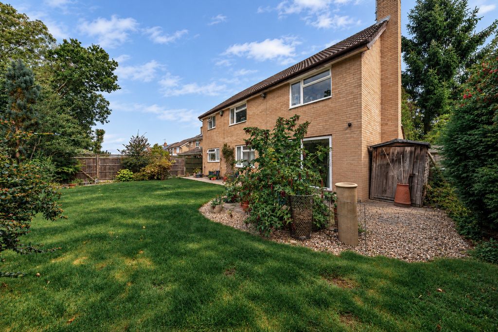 Property photo 2 of 23 G2