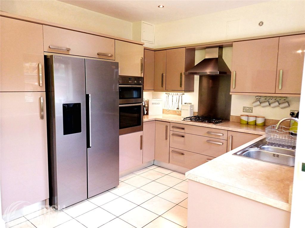 Property photo 2 of 15 Picture No. 09