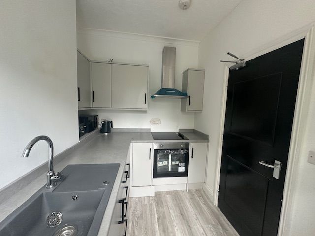 Property photo 2 of 17 Image