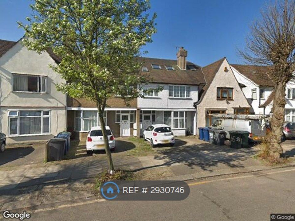 Property photo 2 of 13