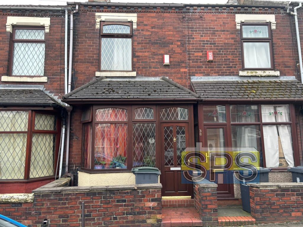 Property photo 1 of 8