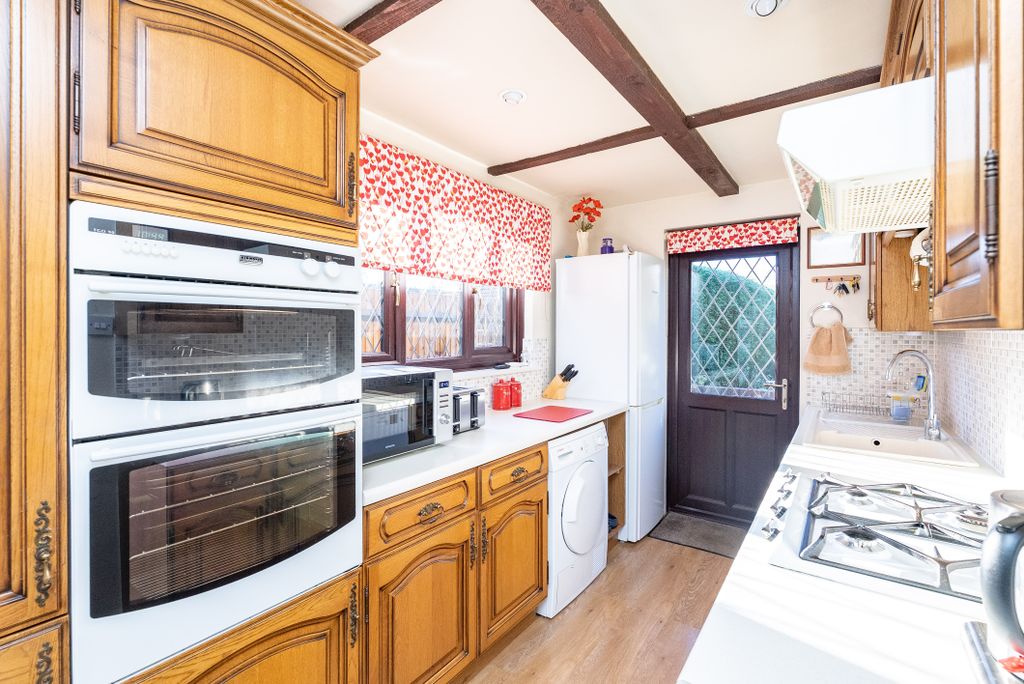 Property photo 3 of 15 Dsc05077