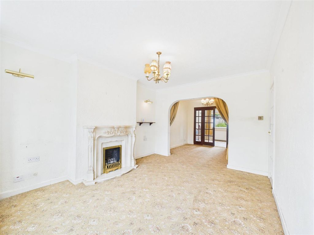 Property photo 3 of 20 Cam05207G0-Pr0032-Still014.Jpg