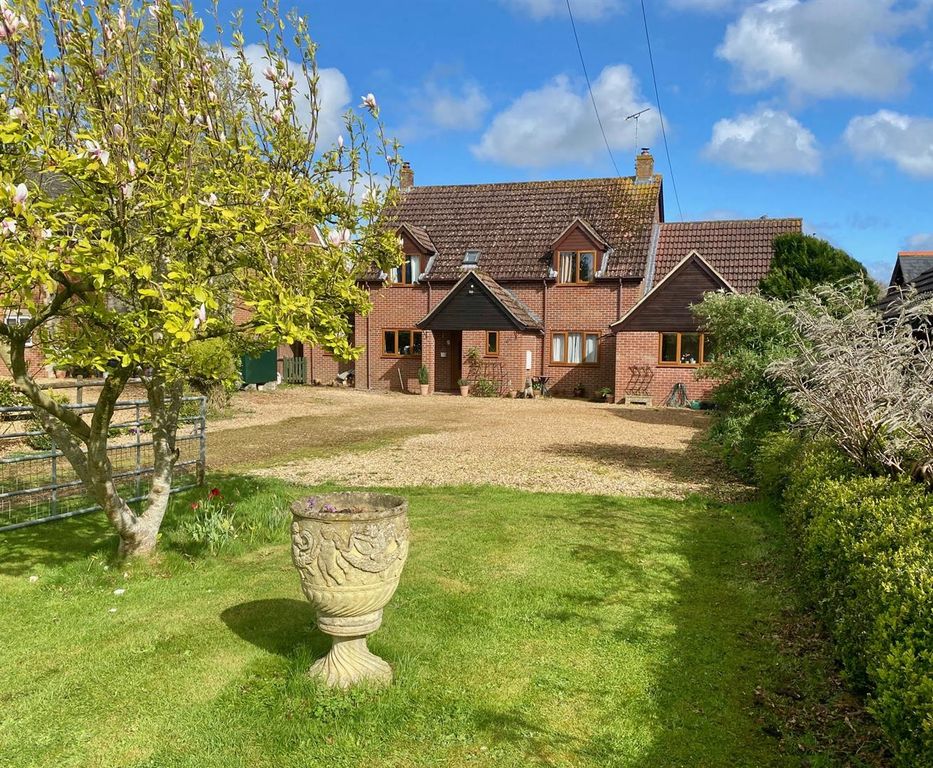 Property photo 1 of 25 The Home