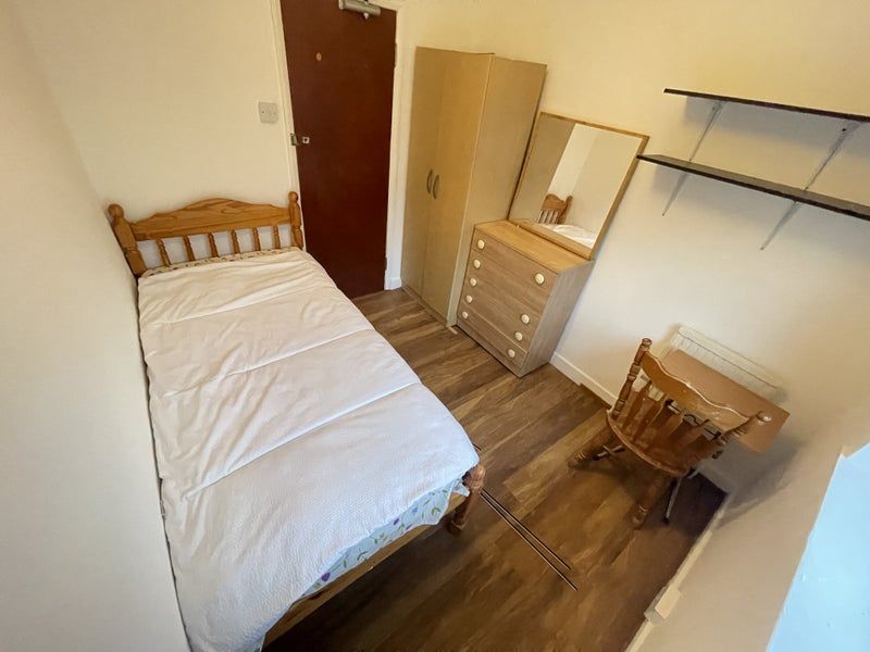 Property photo 3 of 7