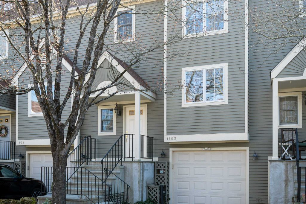 Property photo 1 of 31