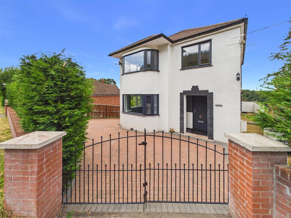 Property photo 1 of 30