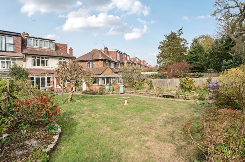 Property photo 3 of 14