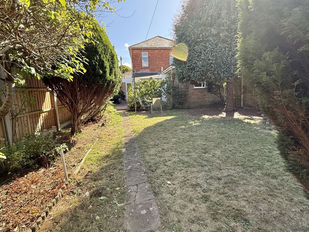 Property photo 3 of 22