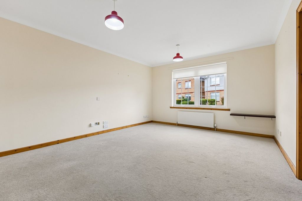 Property photo 3 of 12 Picture No. 03