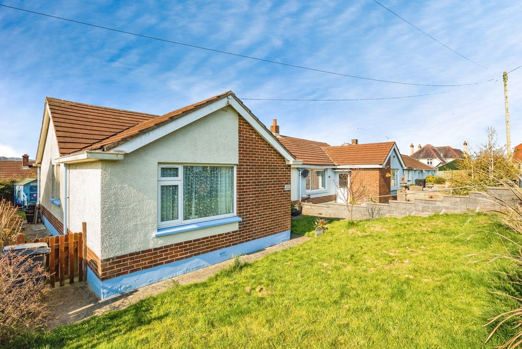 Property photo 1 of 17 Photo