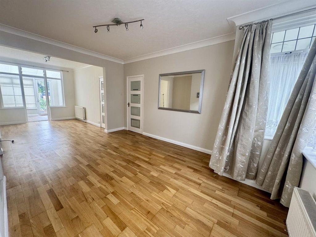 Property photo 3 of 18 Img_2256.Jpg