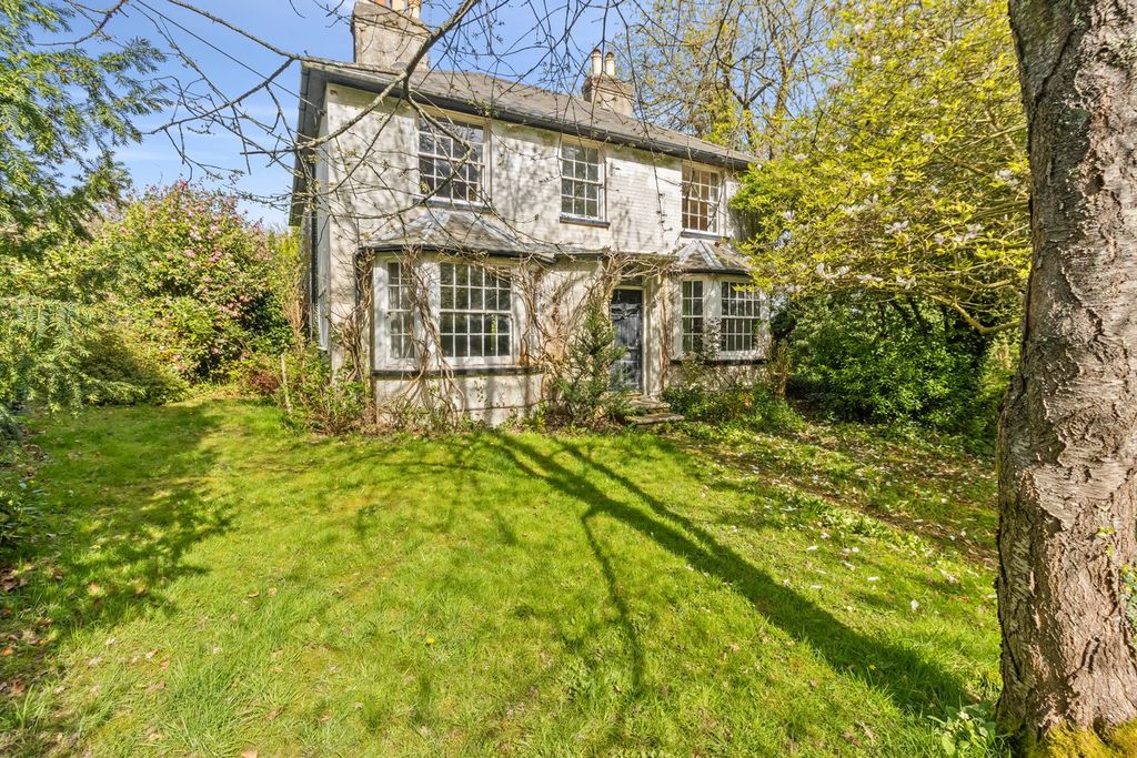 Property photo 1 of 35