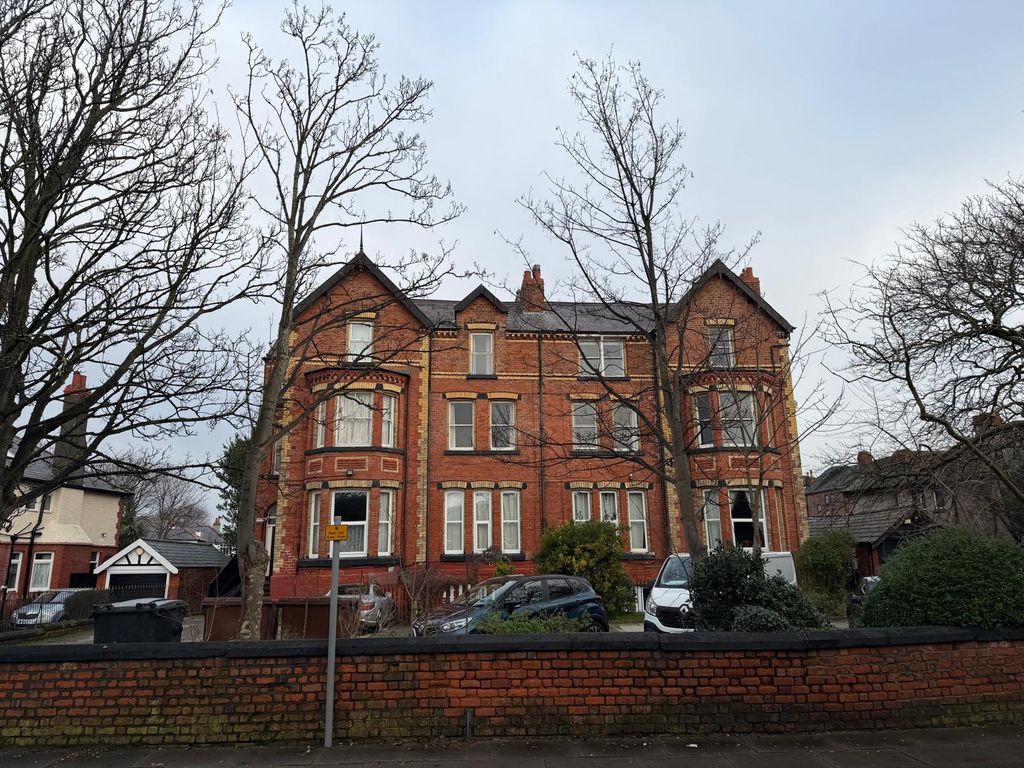 Property photo 1 of 30