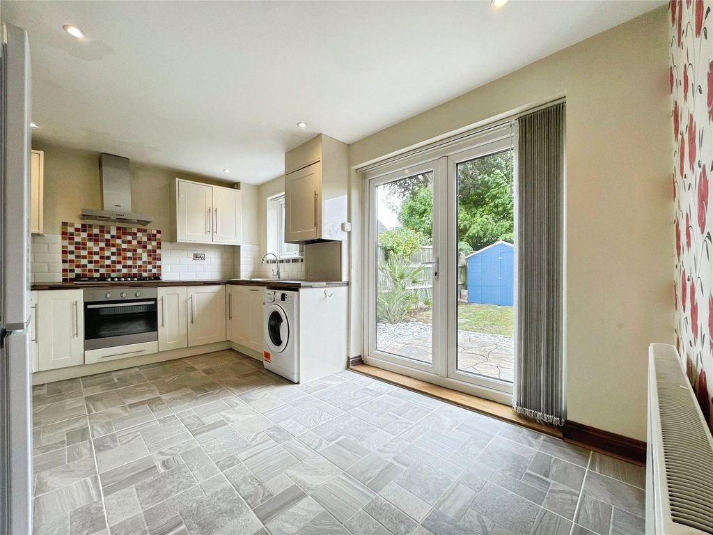 Property photo 2 of 12 Picture No. 08
