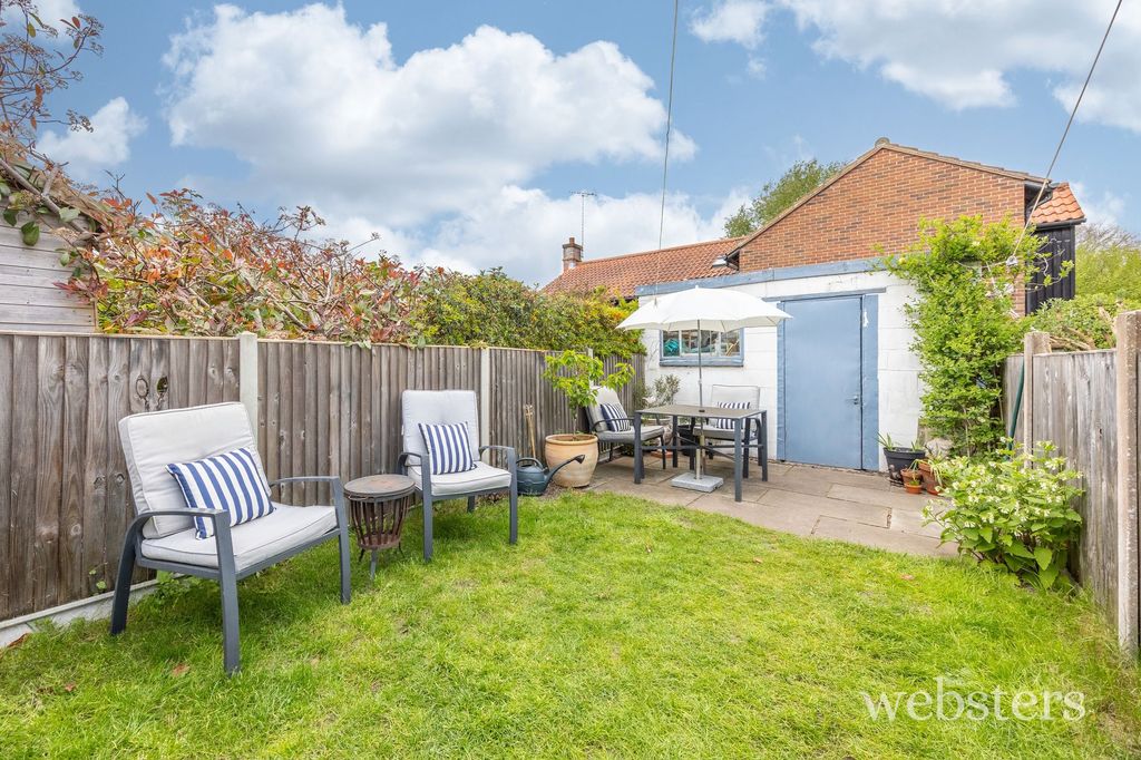 Property photo 3 of 22