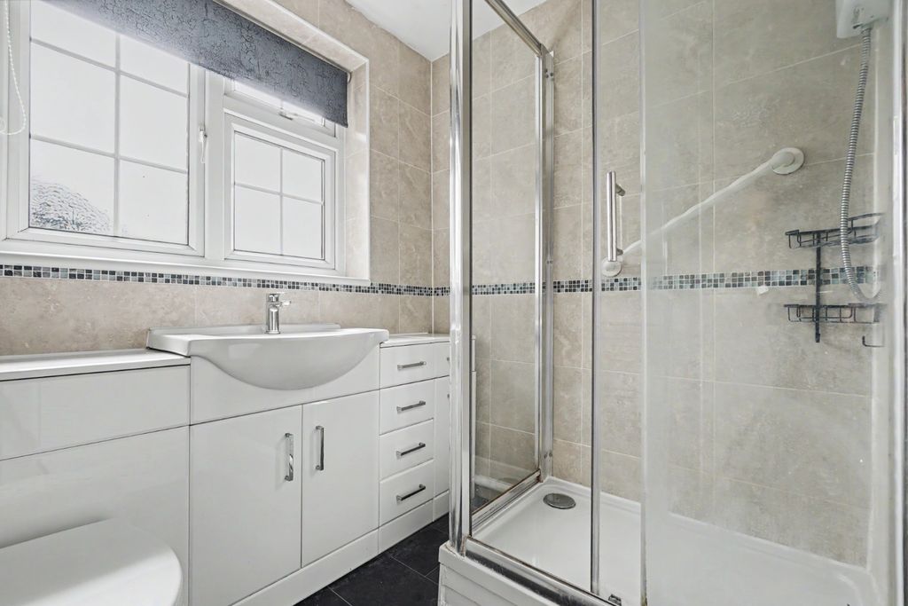 Property photo 3 of 14 5140266