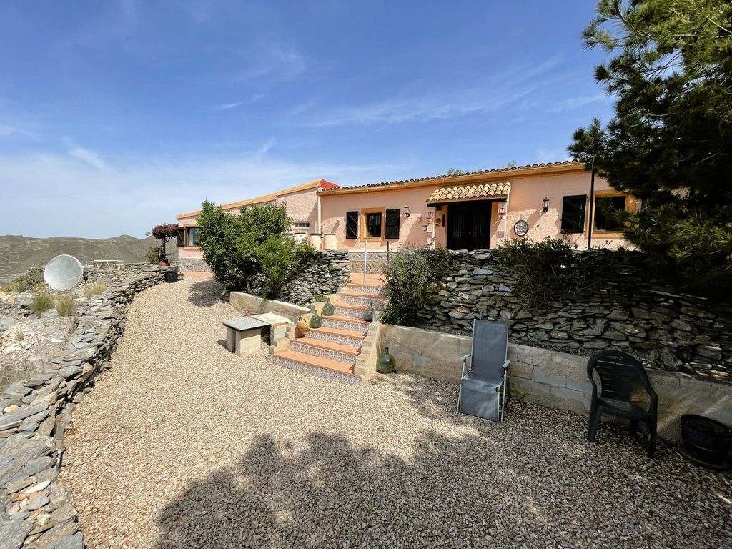 Property photo 1 of 36