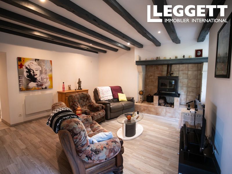 Property photo 3 of 10