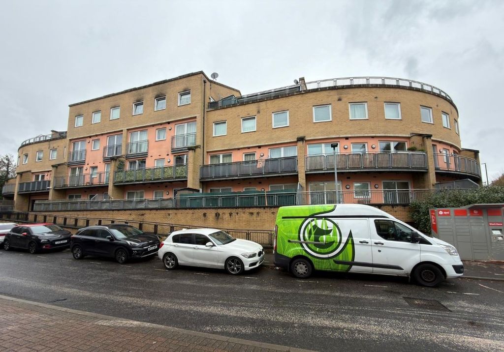 Property photo 1 of 10