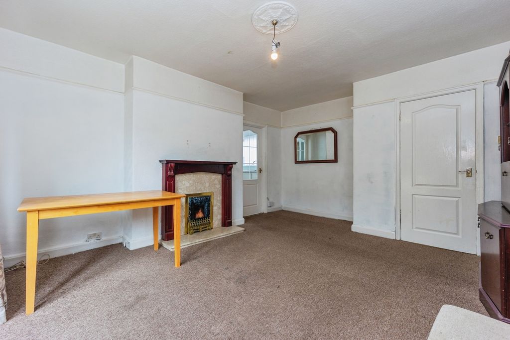 Property photo 3 of 18 Pbox-Img.Jpg