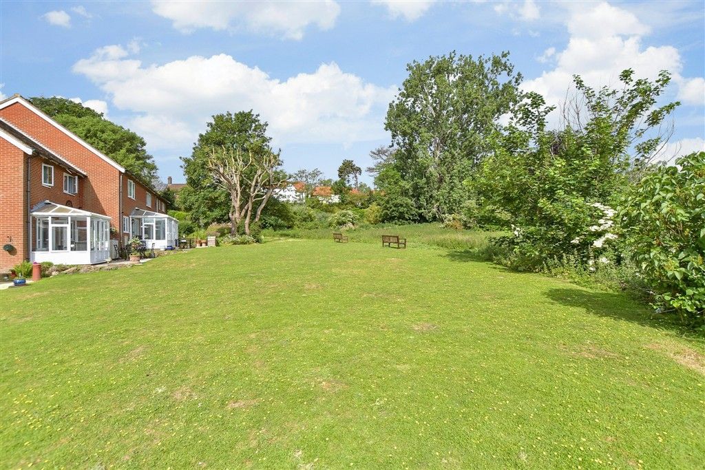 Property photo 2 of 21 Communal Gardens