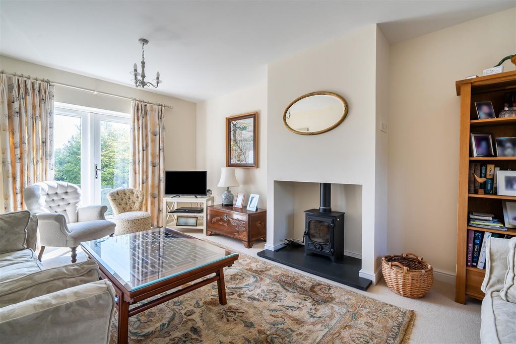 Property photo 3 of 40 1453092-14.Jpg