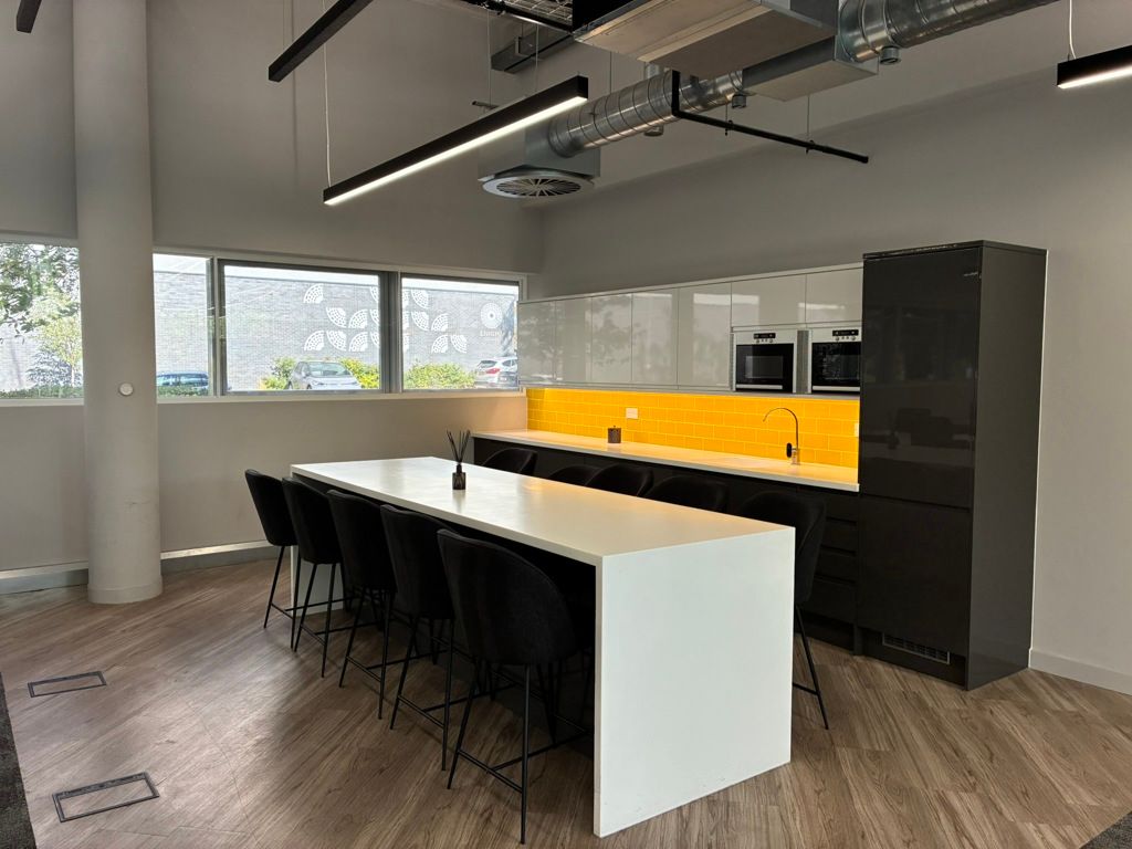 Property photo 3 of 5 Photo 4