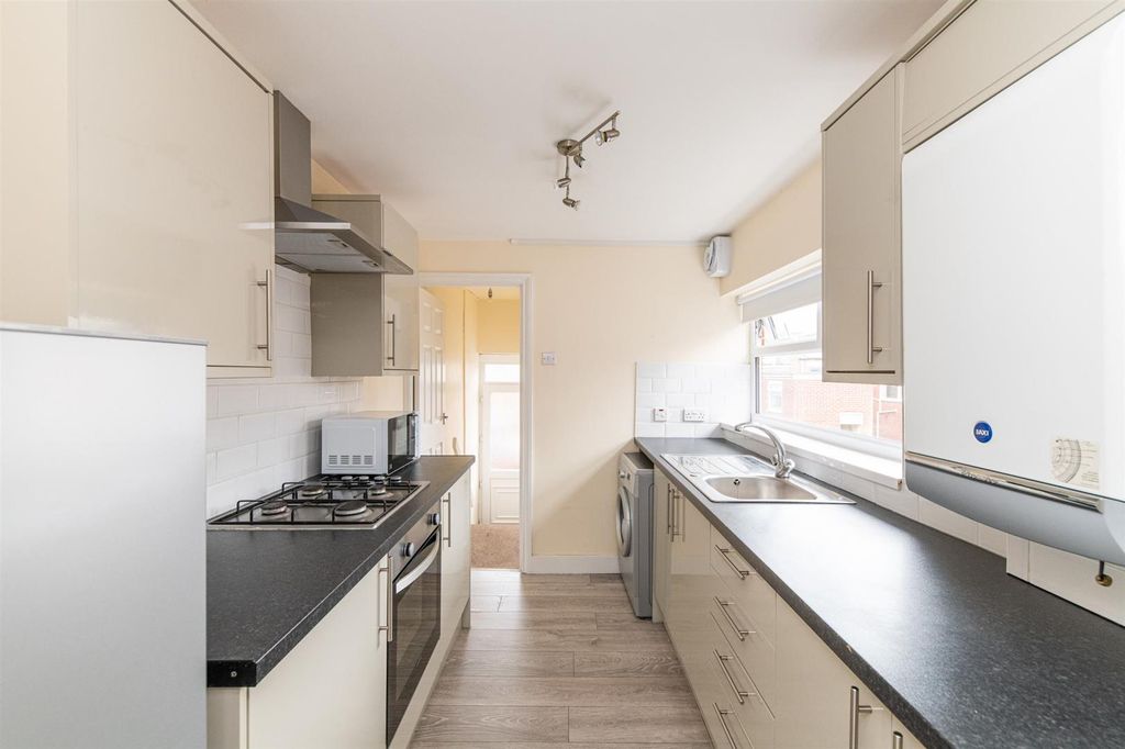 Property photo 1 of 13 E66Cb8Ec-9823-492E-9A86-43B531A8E400.Jpeg