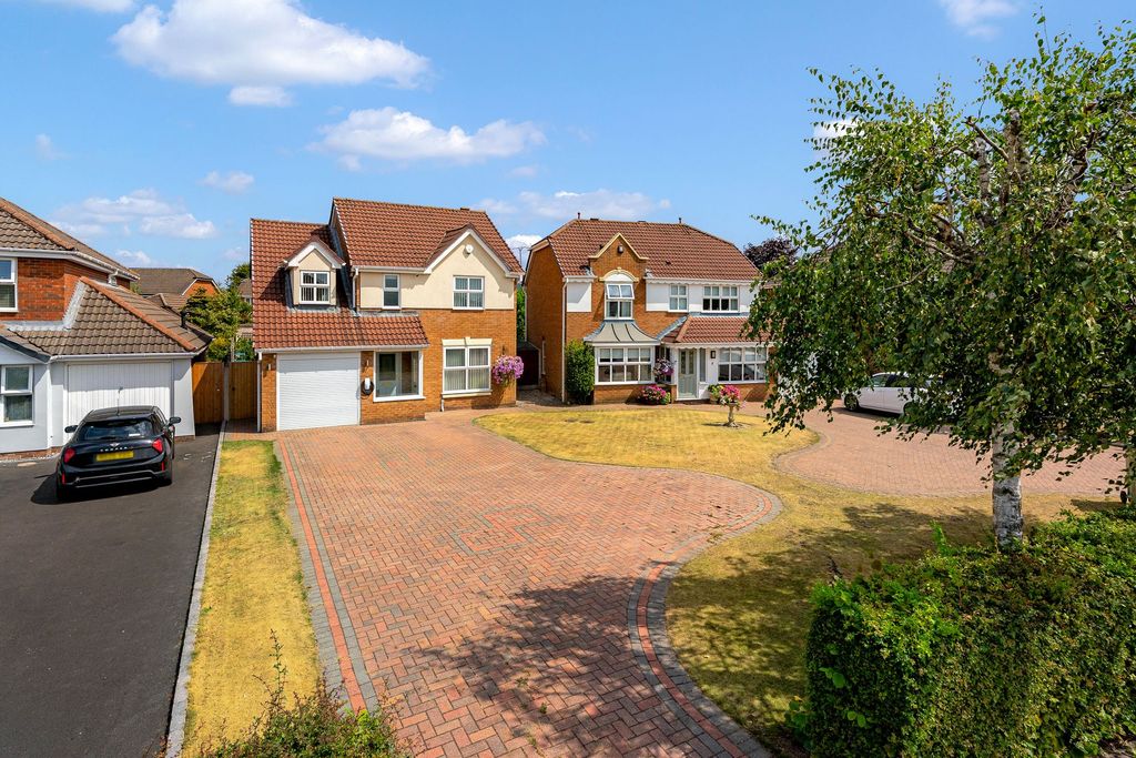 Property photo 3 of 33