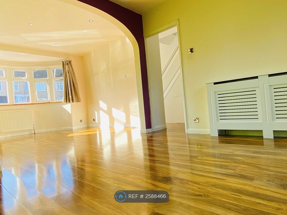Property photo 1 of 11 Lv