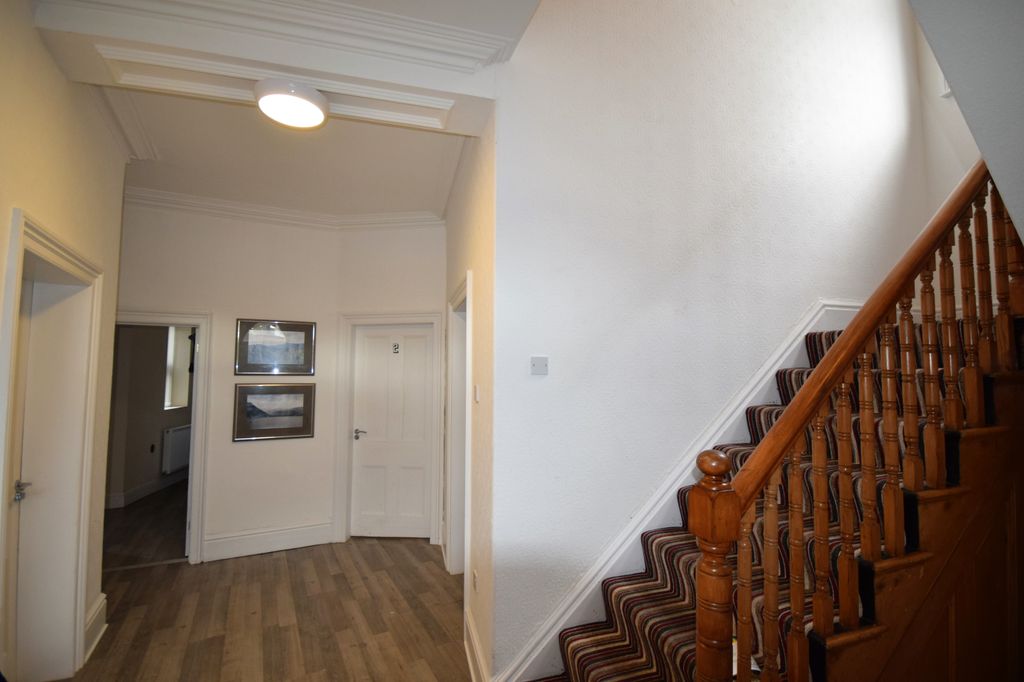 Property photo 2 of 5 Communal Entrance Hall