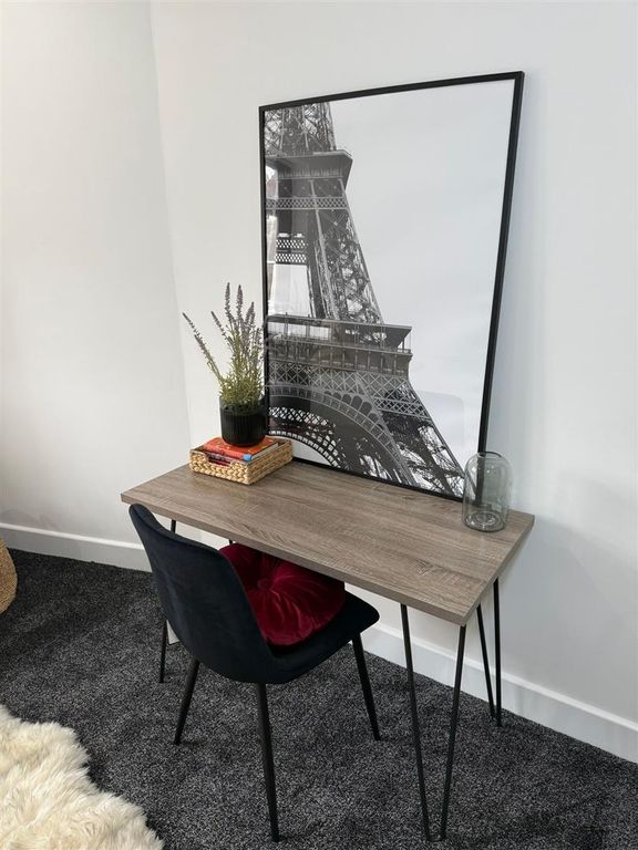 Property photo 3 of 11 Bedroom 2 - Image 7.Jpeg