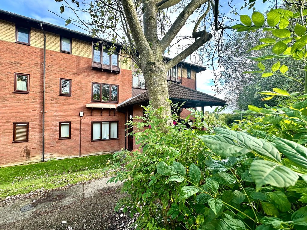 Property photo 1 of 11