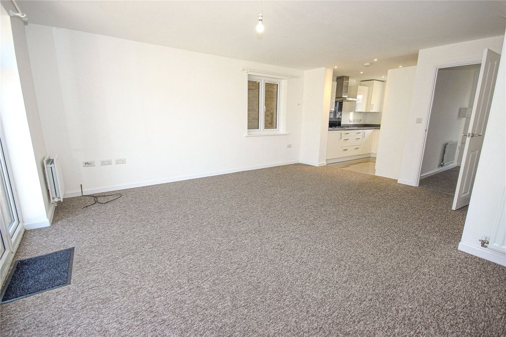 Property photo 3 of 11 Picture 3