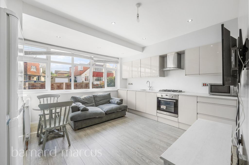 Property photo 2 of 8 Living Room