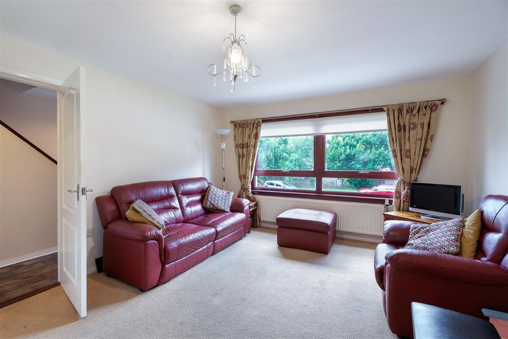 Property photo 2 of 17 63Asher-11.Jpg