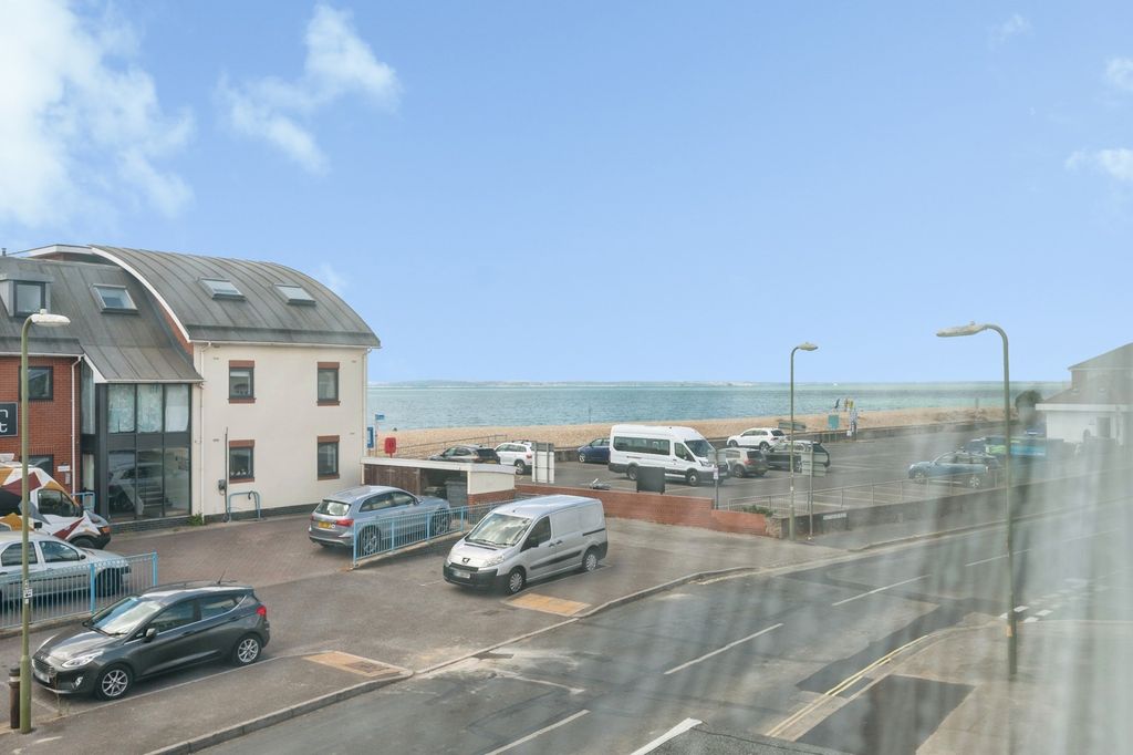 Property photo 3 of 11 Pbox-Img.Jpg