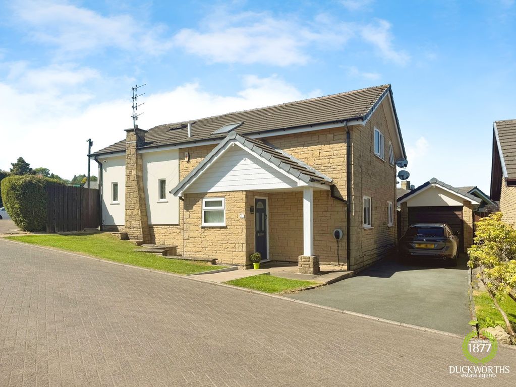 Property photo 1 of 35