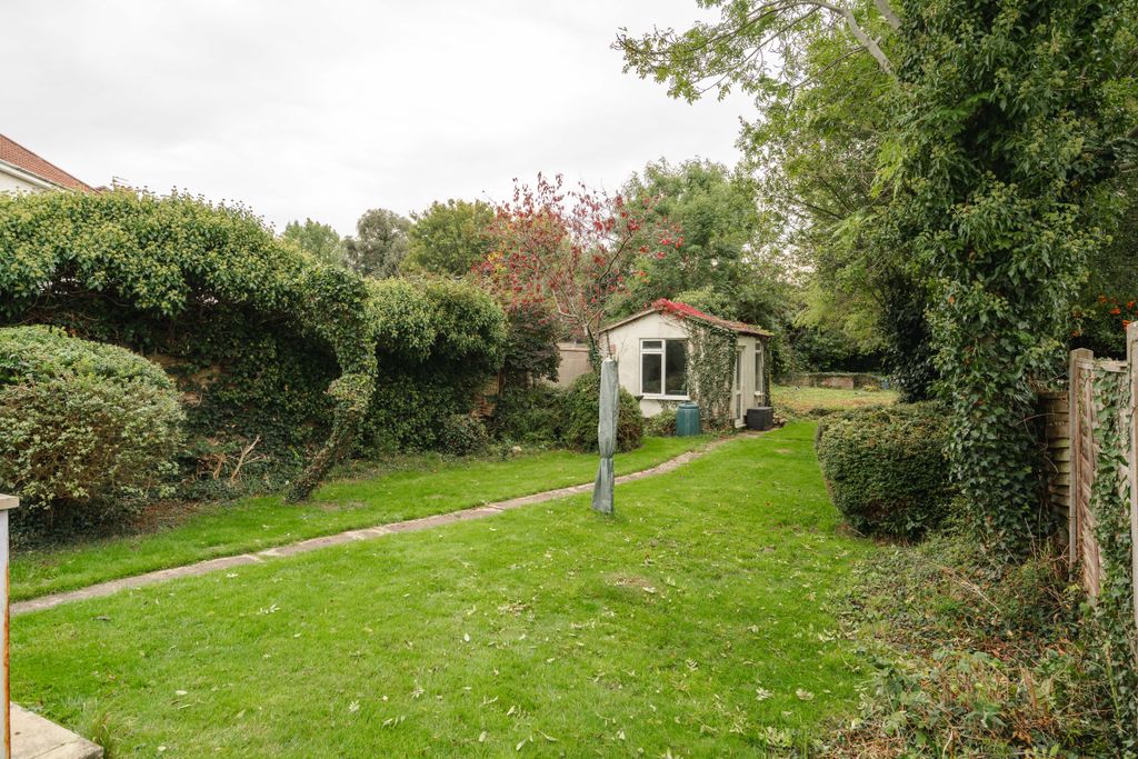 Property photo 3 of 25 25