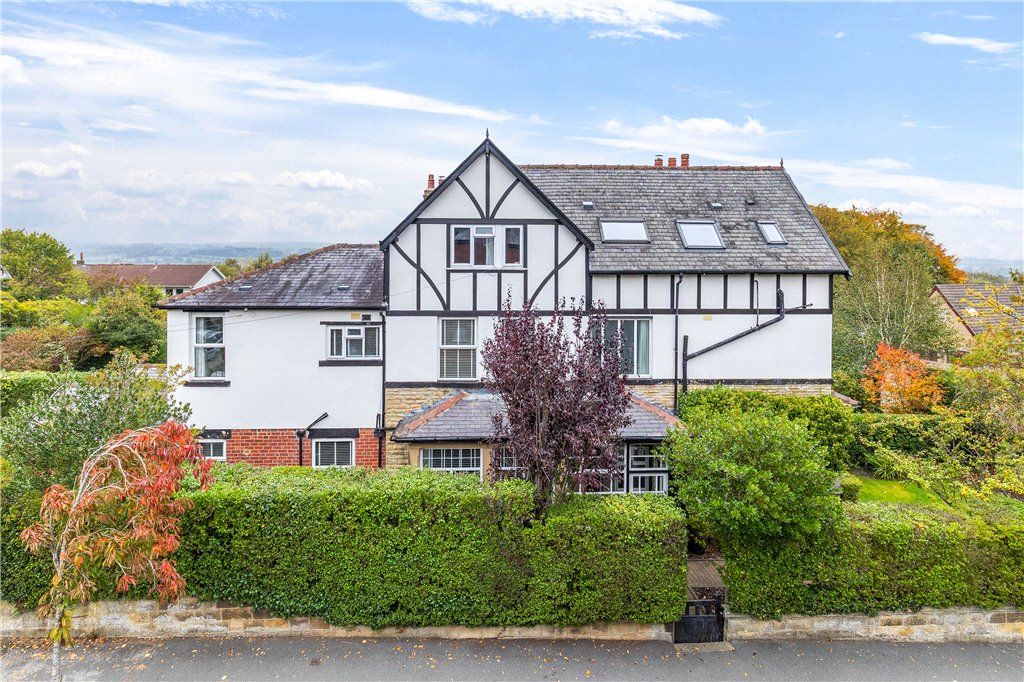 Property photo 1 of 26 Character Property