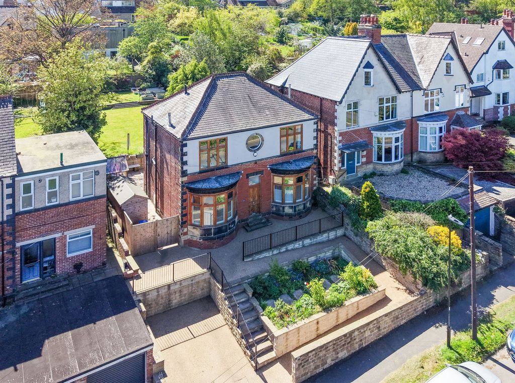 Property photo 1 of 36