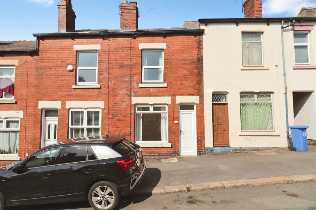 Property photo 2 of 15