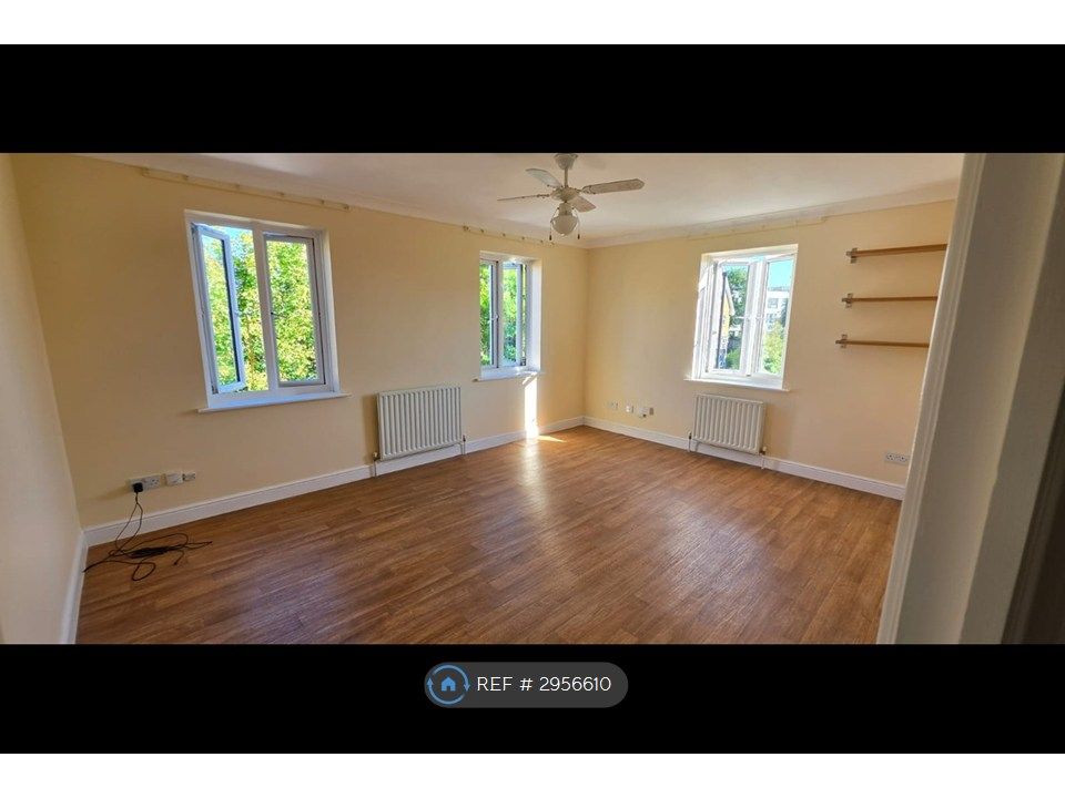 Property photo 1 of 8 Reception Room