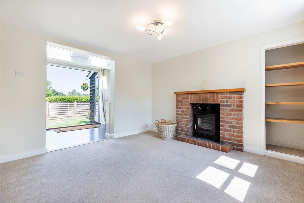 Property photo 3 of 16 825A3092-Hdr.Jpg