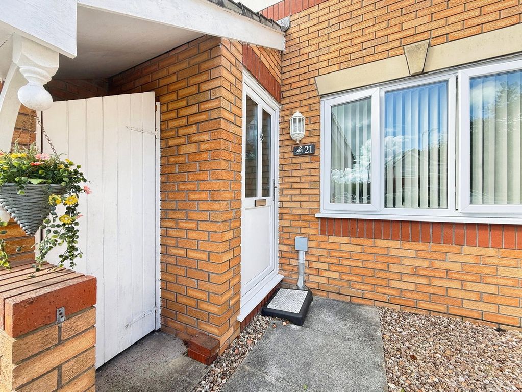 Property photo 2 of 16